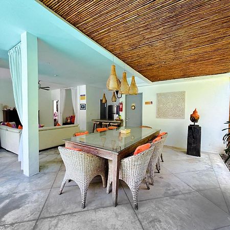Villa Eindra Seminyak Exteriör bild