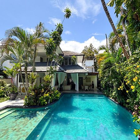 Villa Eindra Seminyak Exteriör bild