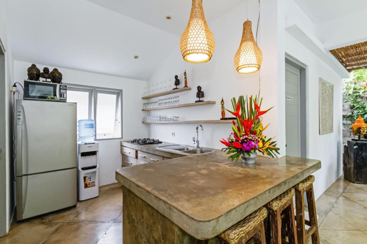 Villa Eindra Seminyak Exteriör bild